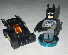 LEGO Dimensions Batman Minifigure w/ Stand Batmobile