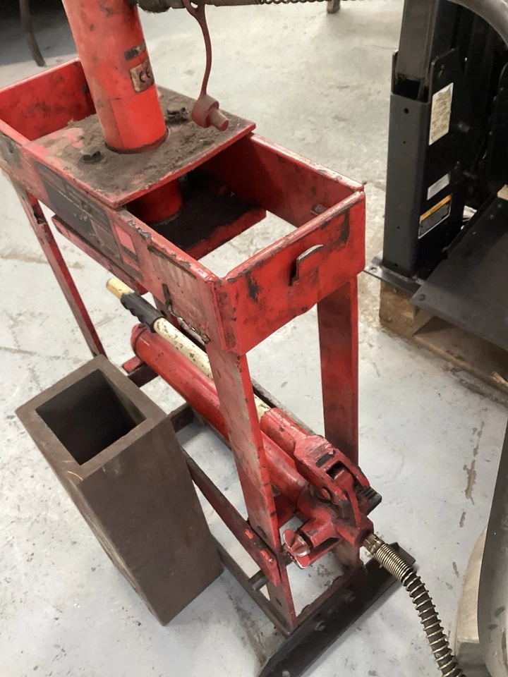 Sealey 10 Ton Bench Type Hydraulic Press - Image 2 of 4