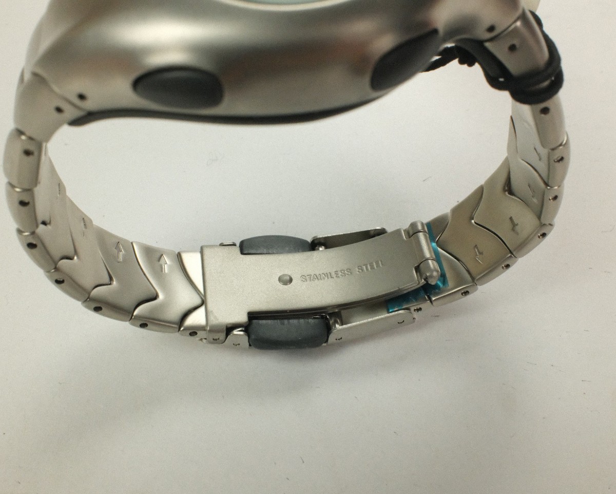 NEW NIKE - TRIAX WATCH LINEAR 2001 Stainless Steel WR0039-001 RARE 