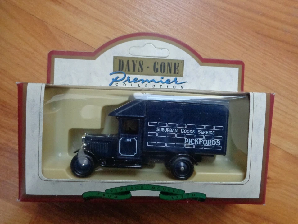 LLEDO DAYS GONE CLASSIC 1935 MORRIS PARCELS VAN 'PICKFORDS' REF 52001 - Bild 1 von 1