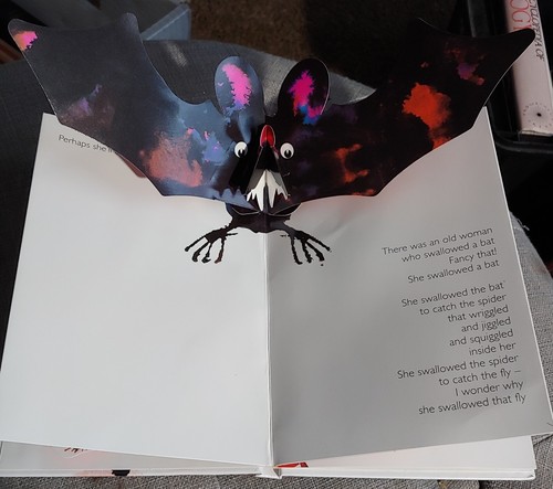 Jan Pienkowski MONSTER POPS Dinner Time; Oh My, a Fly!; Small Talk SEE PHOTOS - Imagen 4 de 6