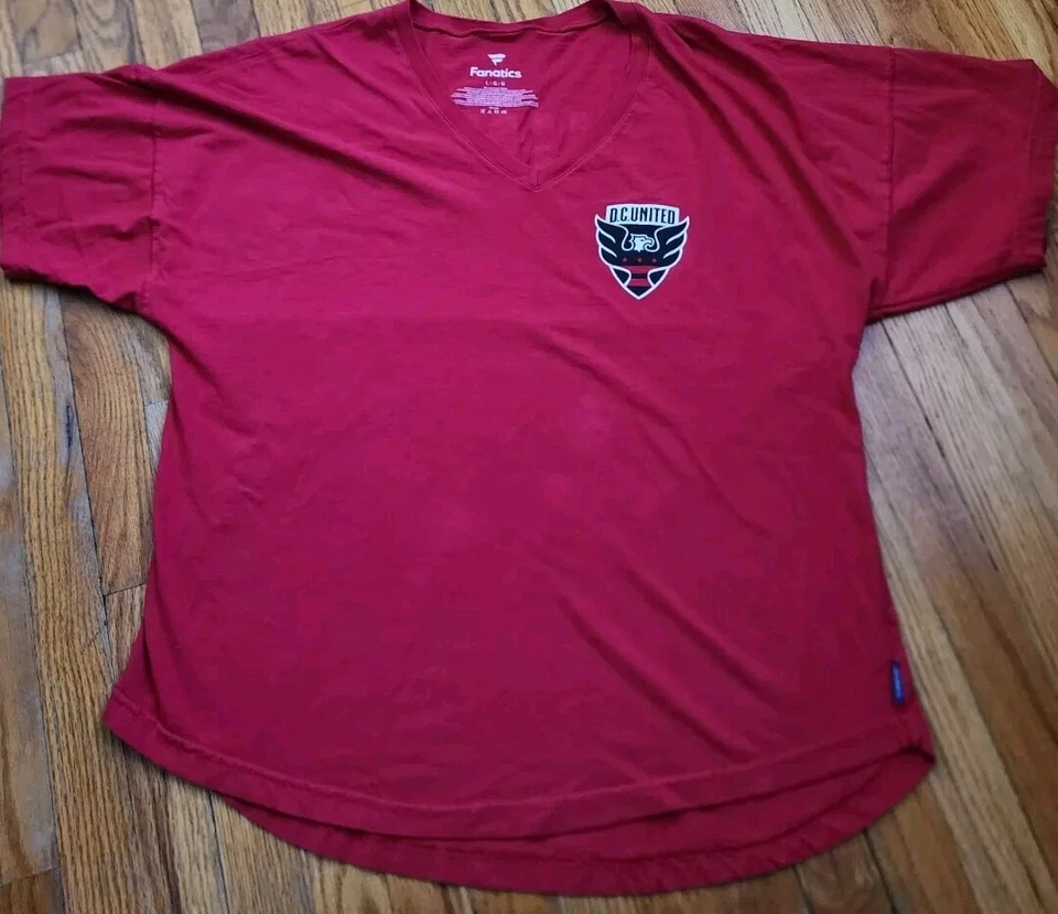 FANATICS D.C. UNITED РУБАШКА ЖЕНЩИН БОЛЬШОЙ КРАСНЫЙ ДУХ ДЖЕРСИ V-ОБРАЗНЫМ ВЫРЕЗОМ MLS ФУТБОЛ - Изображение 4 из 4