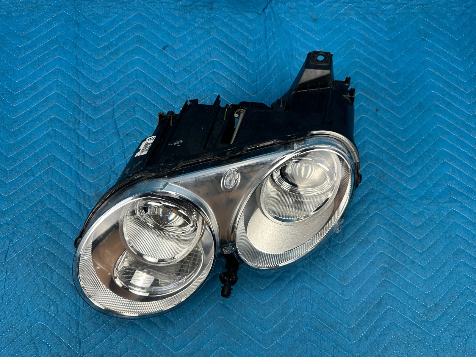 Bentley Flying Spur Driver's Side Headlight Lamp !Broken Tab! 29k 2006-2012 OEM