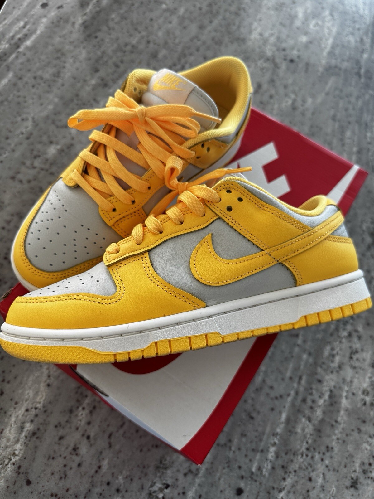 Nike Dunk Citron Pulse