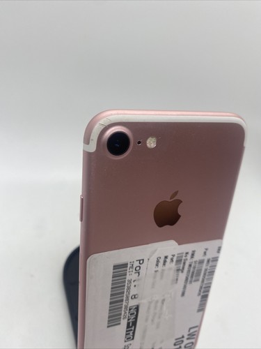 Apple iPhone 7 - 32 GB - oro rosa (SBLOCCATO) AT&T A1778 (GSM) - Foto 6 di 11