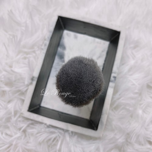 IT Cosmetics Ulta Love Beauty Fully Essential Kabuki Powder Brush #207 NEW - Picture 3 of 4