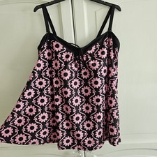 Image of YOURS Curve Pink and Black Daisy Print A-Line Tankini Top in UK Size 26.