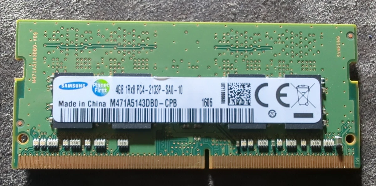 Samsung PC4-17000 (DDR4-2133) Bus Speed Computer RAM 4 GB Total