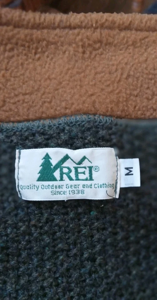 Mens REI Wool/Nylon Pullon Sweater. Deep Moss Green with Stylish Elbow Patches . - Image 4 of 4