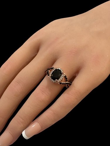 Rose Gold Tone Black Simulated Stone Ring With Elegant Criss-Cross Band Design