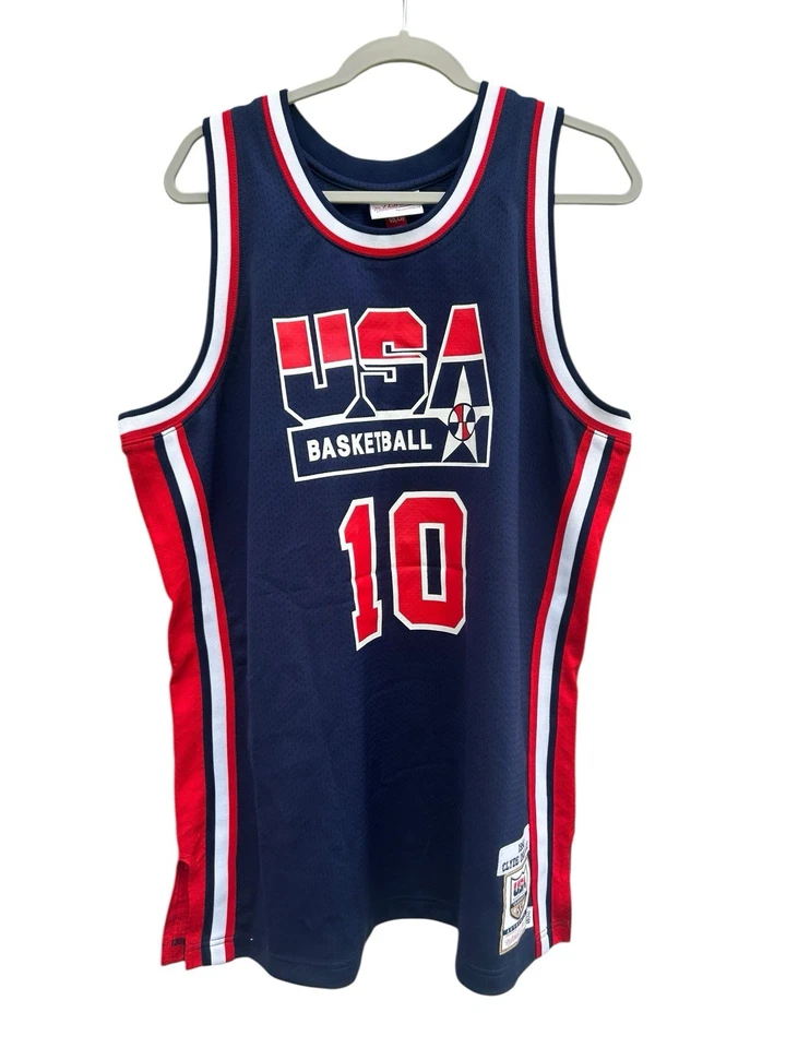 Camiseta nova com etiquetas Clyde Drexler Mitchell Ness Dream Team EUA Portland Trailblazers - Imagem 2 de 4