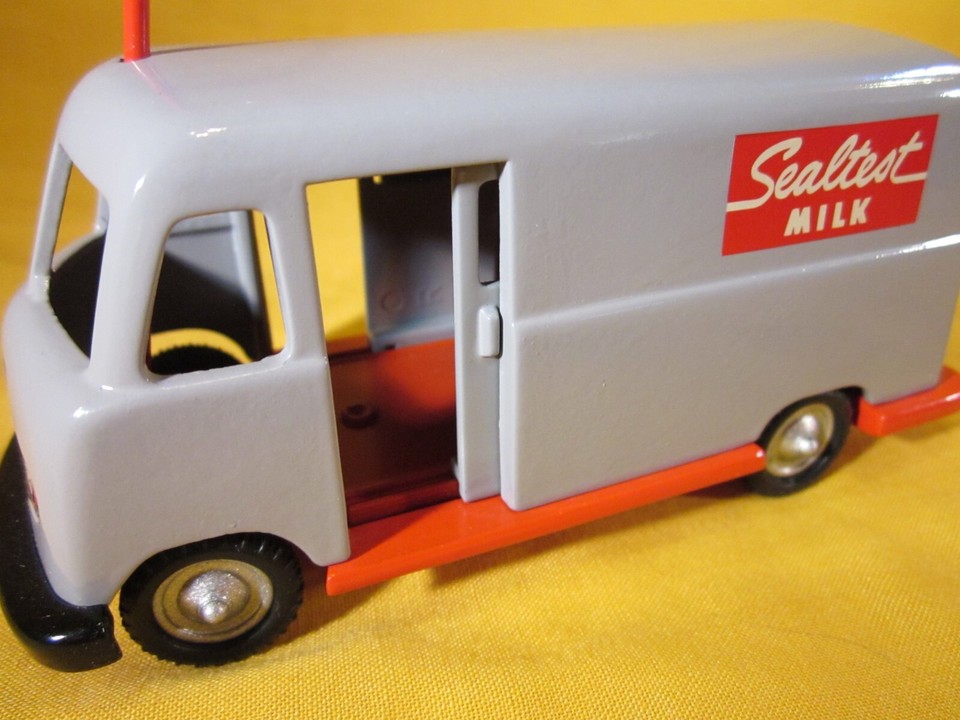 Hallmark Kiddie Car Classics Sidewalk Cruisers Collection Sealtest