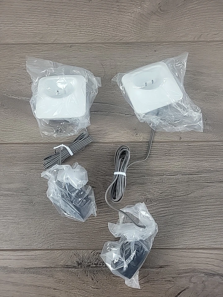 Panasonic KX-TGD533 Cordless Telephone 3 Handsets | New Damaged Box - Image 2 of 4