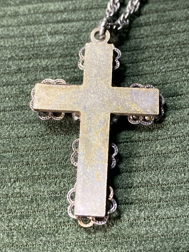 COLGANTE LIZ PALACIOS SF CRISTAL VINTAGE CRUZ CON JOYAS TONO PLATA Foto 4 de 4