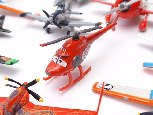 Gros lot d'avions Disney Pixar moulés sous pression - Photo 10 sur 15