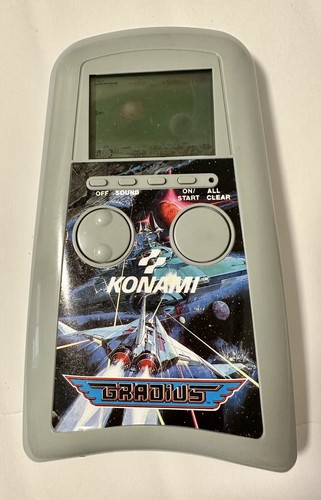 Gradius Electronic Handheld (Konami 1989) - Picture 4 of 4