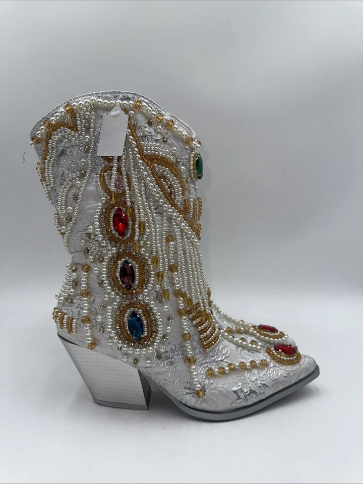 Azalea Wang Women's Astounding Embellished Fashion Booties Size 8 - Image 3 of 4