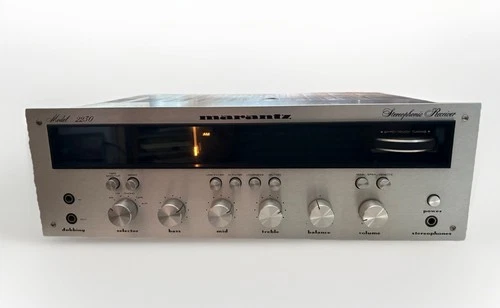 Vintage Marantz 2230 stereo receiver Powers On Read Description details