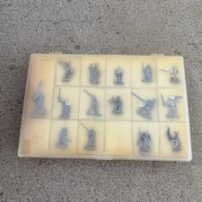 Vtg Lot of Dungeons Dragons Miniatures Figures Fighters Ral Partha Grandier x15