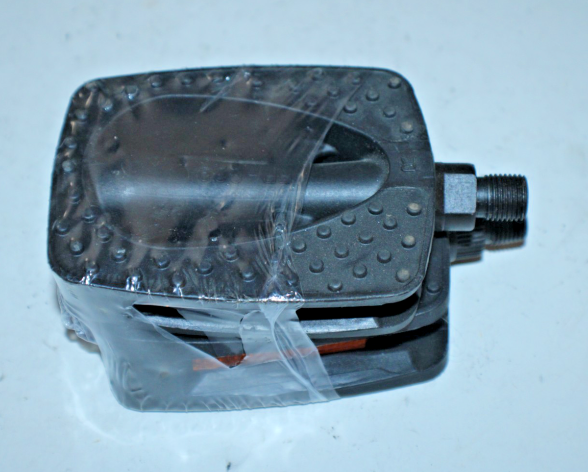 FP-839 Kid's Flat Bike Pedals Black Resin 1/2