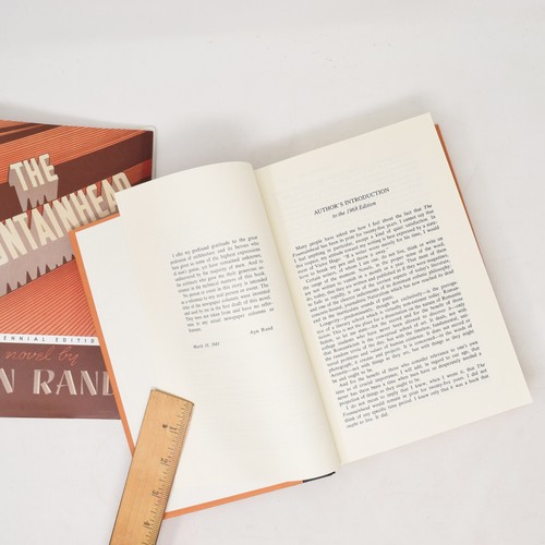 The Fountainhead Ayn Rand Hardcover Centennial Edition 2005 Plume 3rd Edition DJ - Foto 13 di 23
