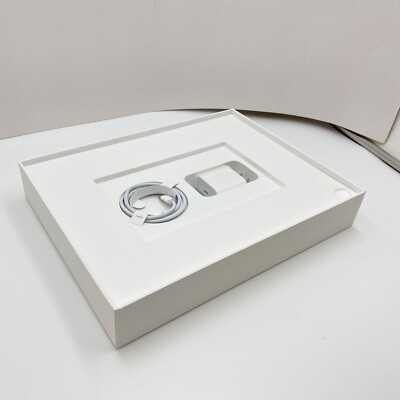 iPad Air ホワイト 本体+箱 Apple iPad Air 13