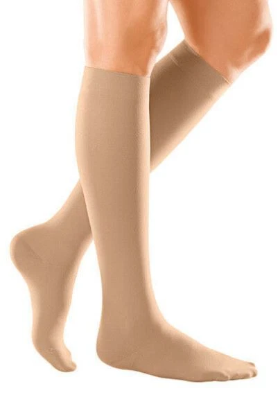 Duomed Soft Class 1 Compression Stockings Below Knee Closed Toe Black XXL - Image 1 of 1