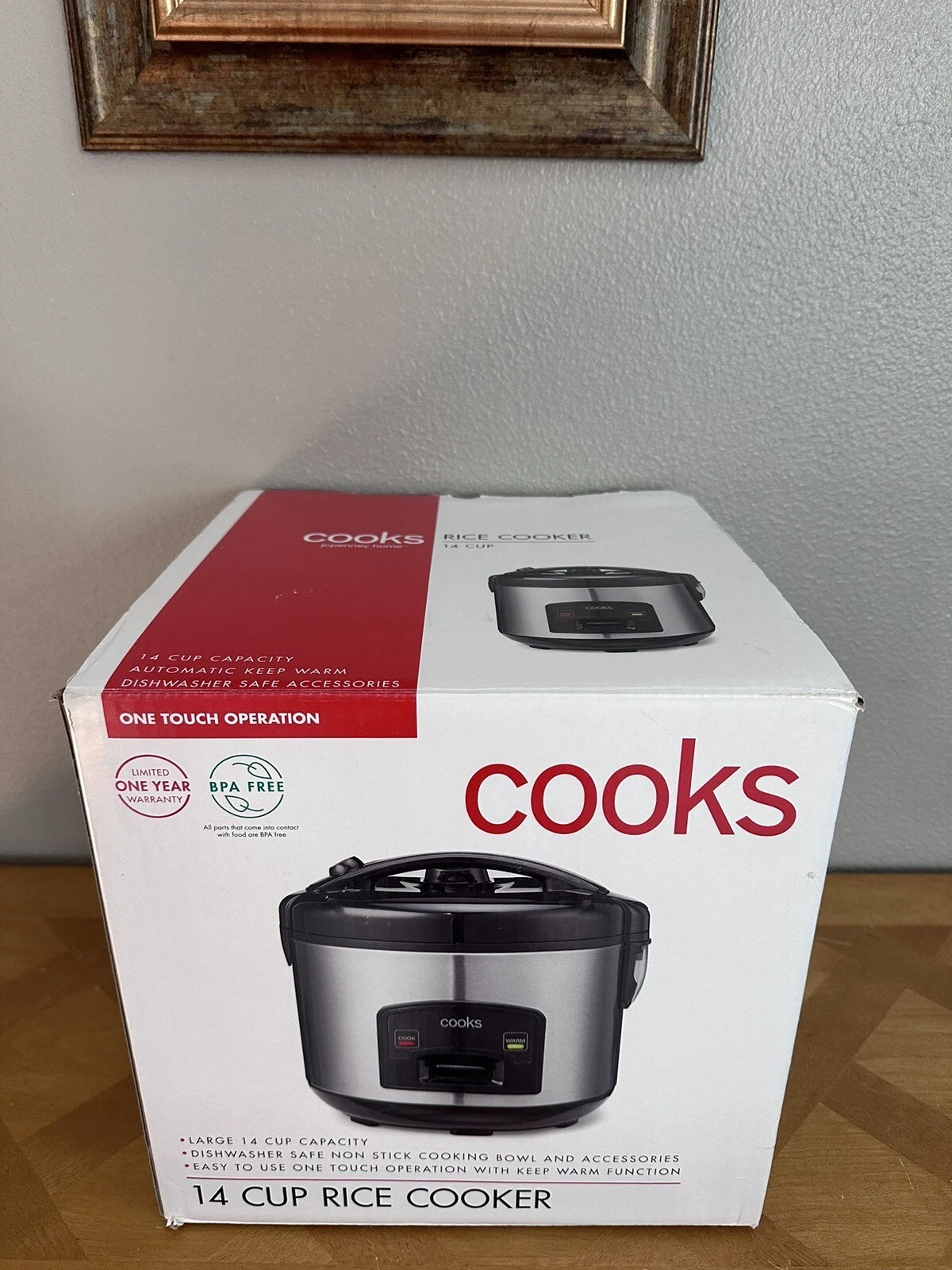 Cooks One Touch Stainless Steel 14 Cup Rice Cooker. NEW