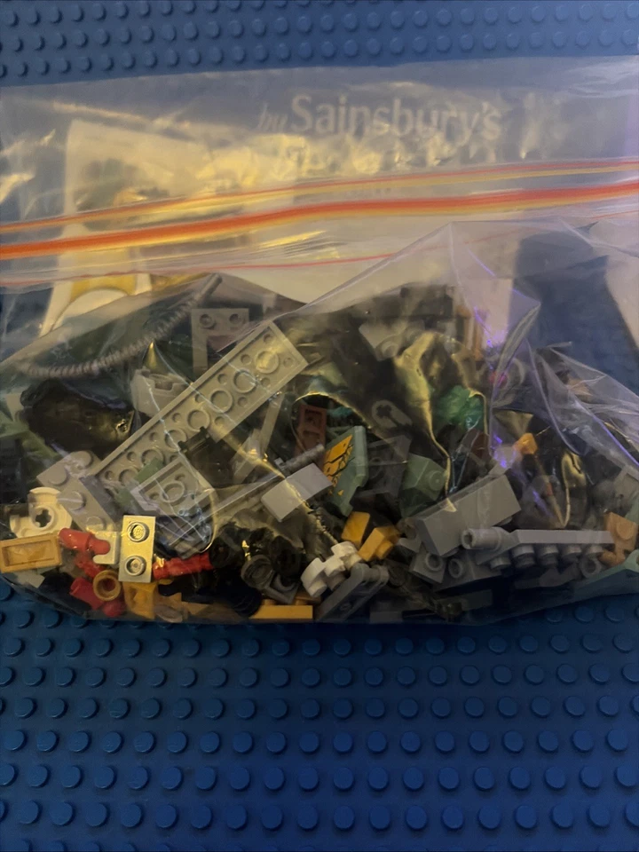 LEGO Ninjago 71750 Lloyd's Hydro Mech, photo 2 of 2