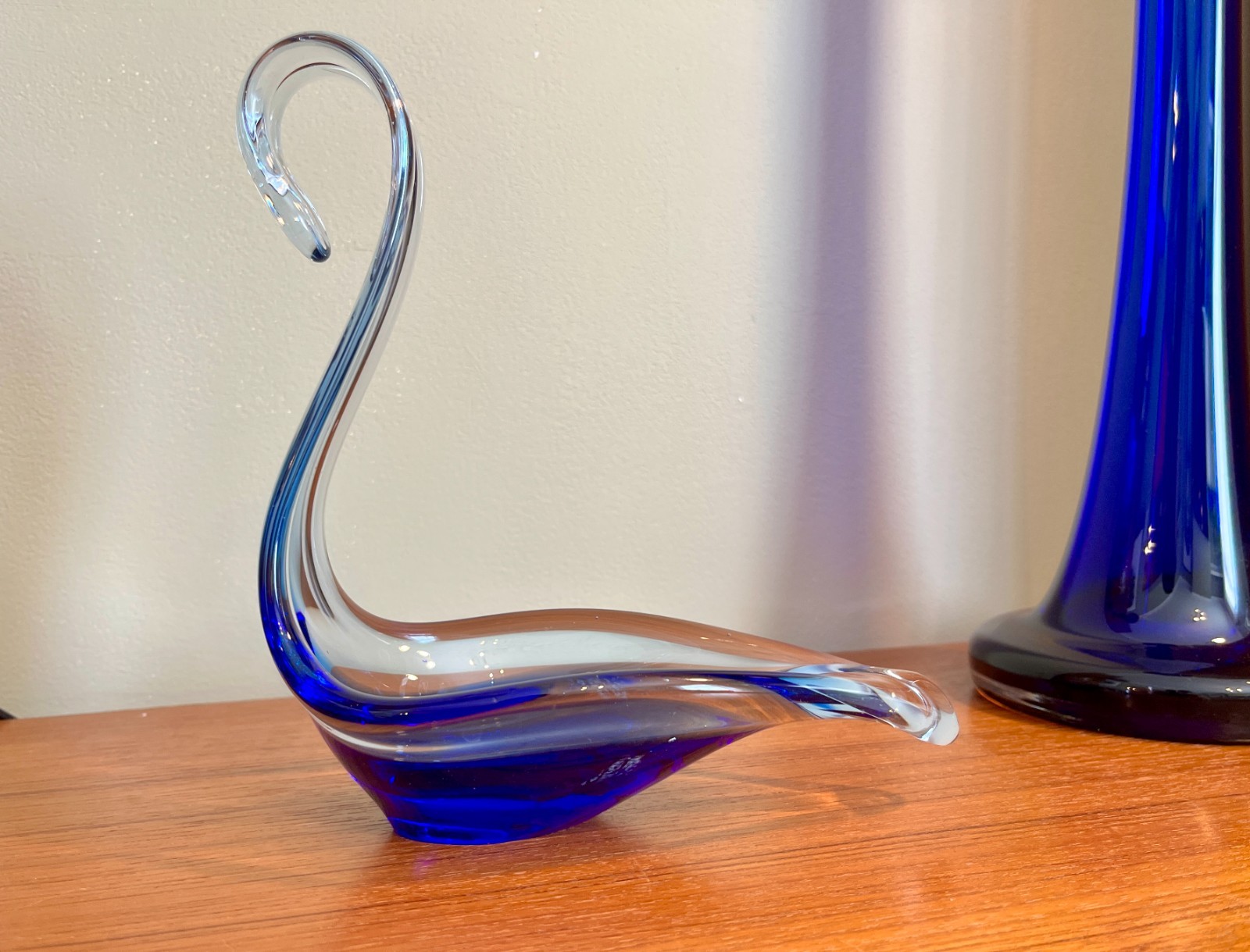Vintage Cobalt Blue Art Glass Swan Bowl Dish Murano Style Scandinavian 19cm image 2