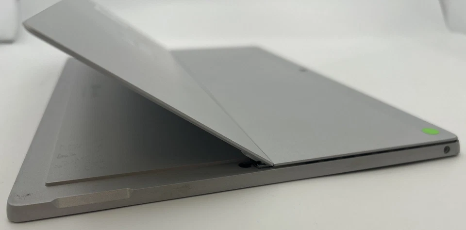 Microsoft Surface Pro 5 12" Screen i5-7300U 8GB RAM 256GB SSD - Image 4 of 4