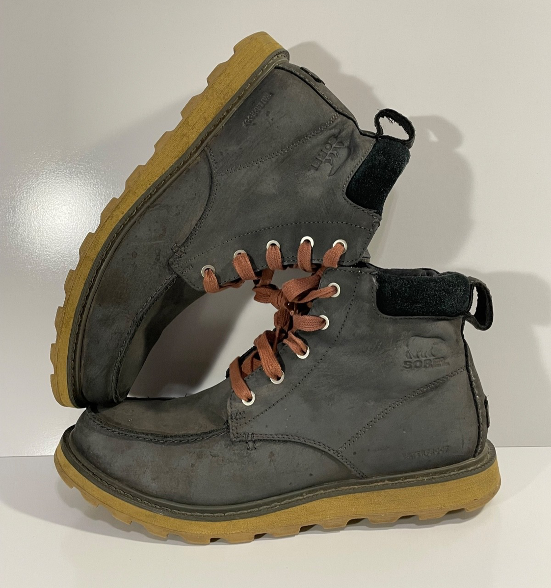 Sorel Mens Size 9.5 Caribou Mod Chukka Boot Waterproof Suede  display picture 2