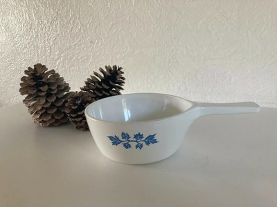 26  Old white pot decor blue flower pyroflam diameter 14 cm vintage