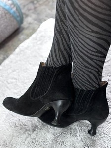 Fluevog Black Suede Booties Bellevue Dora Dufran Size 10.5