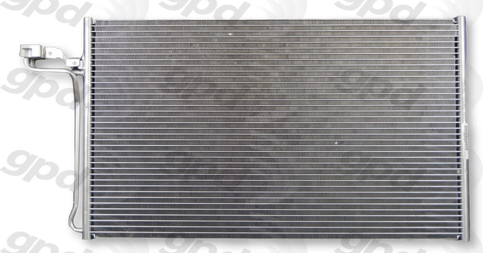 Condensador de aire acondicionado Global Parts para C30, C70, S40, V50 4084C Foto 2 de 4