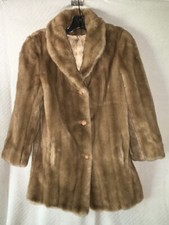 Vintage Ladies Mincara Russell Taylor Gorgeous Camel Brown Fur Silk Lined Coat