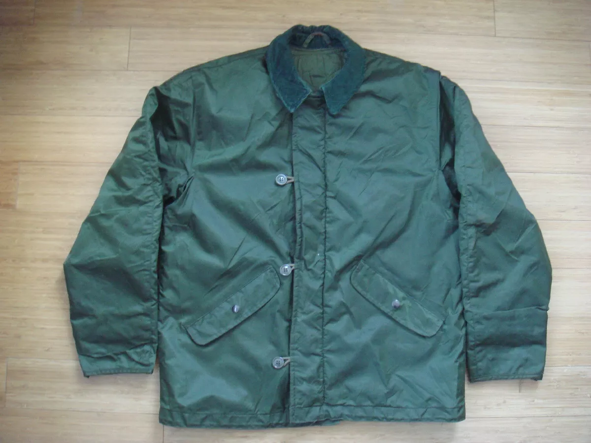 Vtg US NAVY A-1 Extreme Cold Weather Jacket Impermeable Flight Deck GREEN M RARE