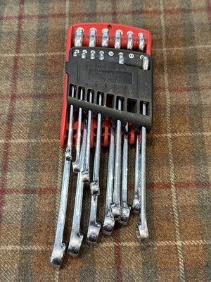 MAC Tools 12 Pc Metric Combination Wrench Set: 6-19mm (no 10 or 12) w/ Case
