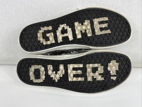 Vans x Nintendo NES Controller Shoes Men&rsquo;s Size 6.5 &ndash; Women 8 Game Over Soles