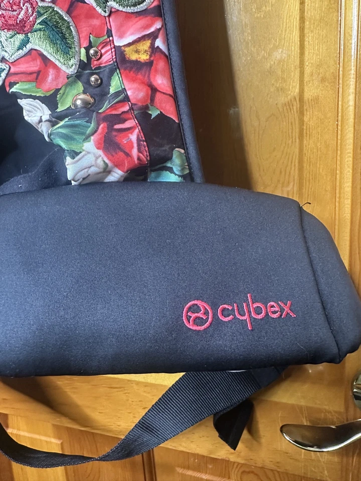 Cybex Platinum Yema Tie Babytrage - Spring Blossom Neu ohne Etikett - Bild 3 von 4