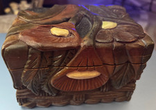 Vintage hand-carved wooden floral trinket or jewelry box Honduras