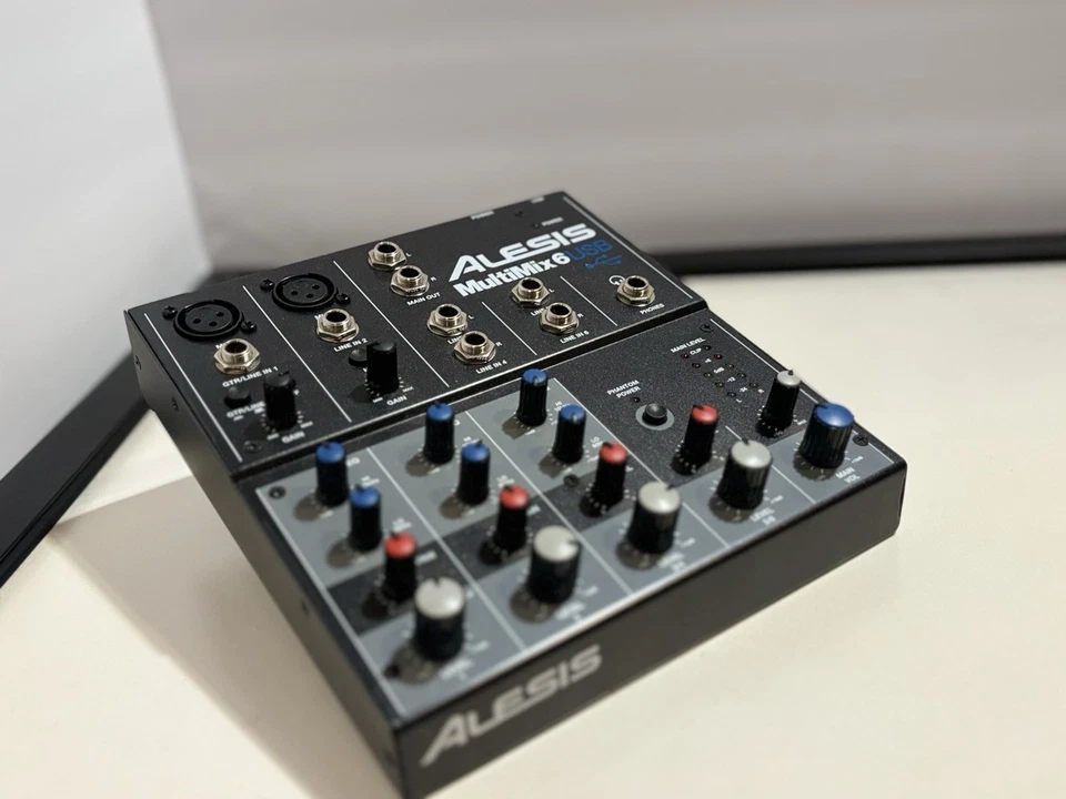 Alesis MULTIMIX 6 USB FX 6-Channel Mixer with Effects & USB Audio Interface - Image 3 of 4