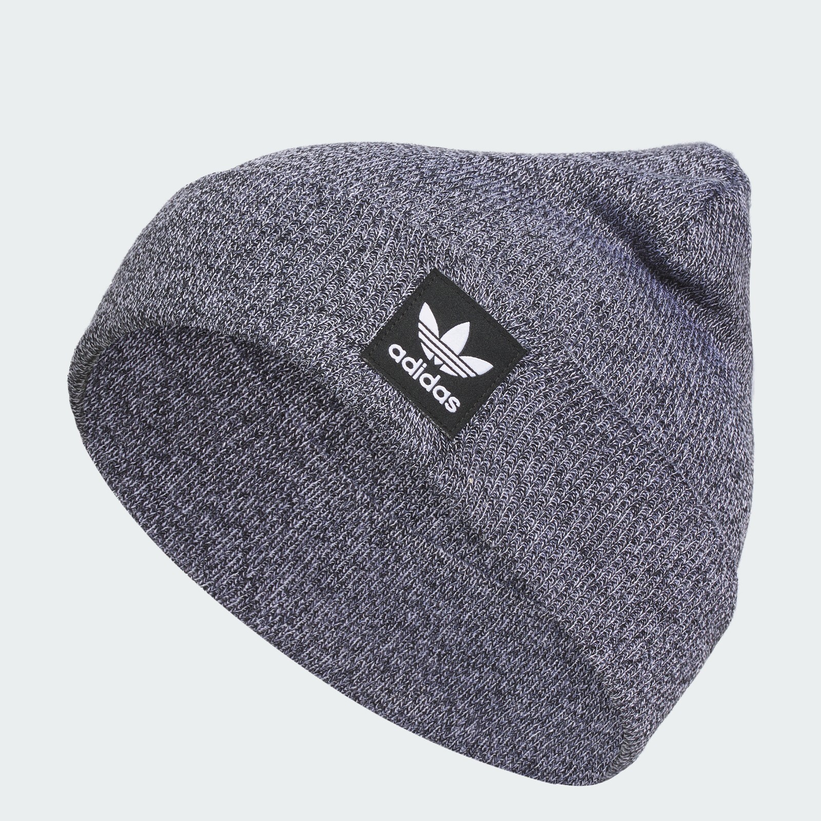 Зимняя вязаная шапка Adidas Original Unisex Grove Beanie с манжетами - Вересково-серый 4790₽