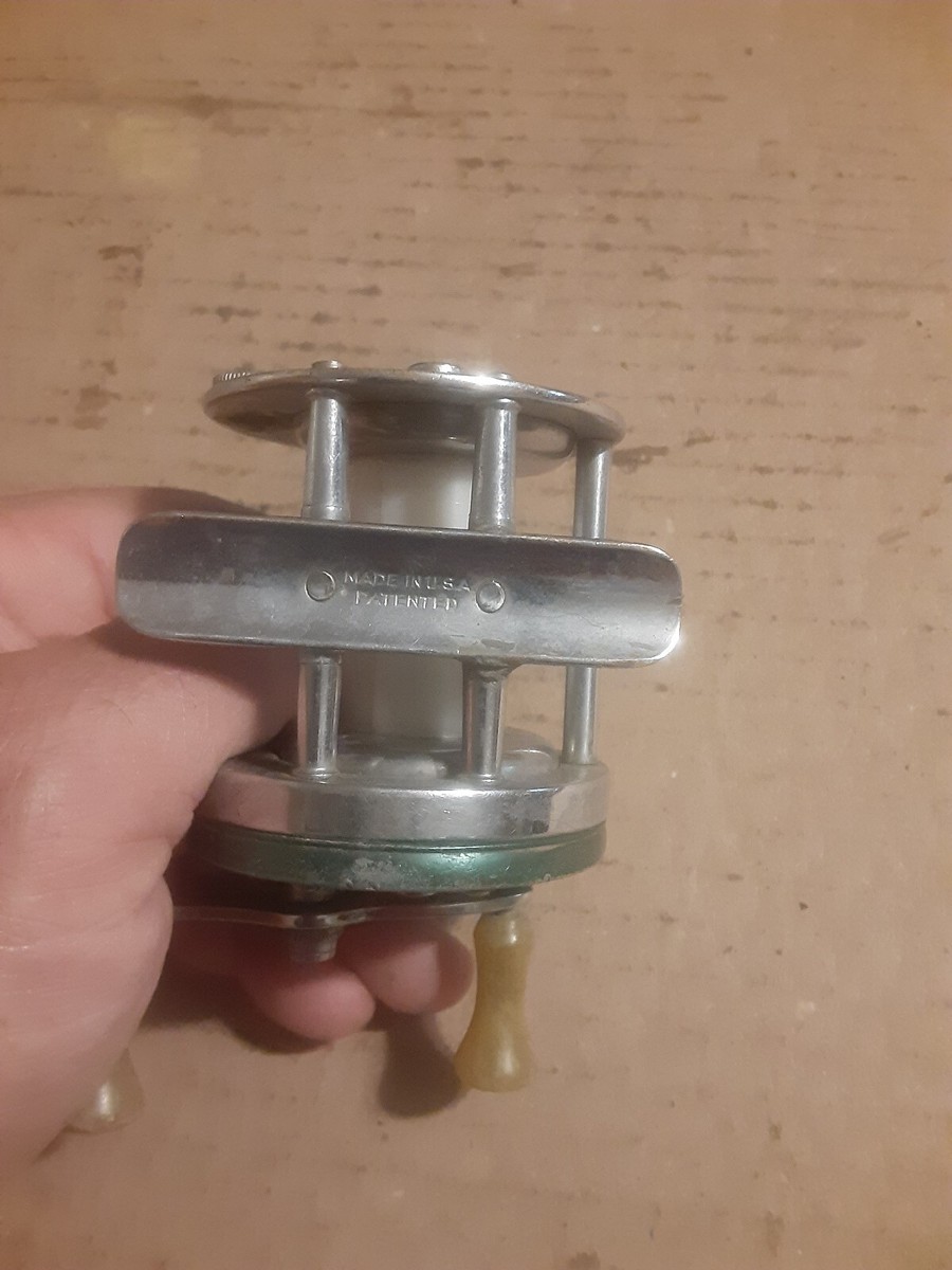 Moulinet de pêche vintage Shakespeare Marhoff 1964 modèle GE fabriqué