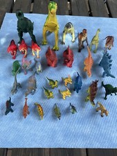 Children  s Dinosaur Toys, Lot of 31 with Dinosaur storage Bag. Educational Learn