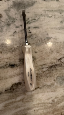 #ad NEW Snap On Tools USA SDD4A Pearl White Hard Handle 1 4 Flat Head Screwdriver $40.00