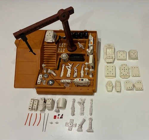 Vintage 1979 Kenner Star Wars DROID FACTORY Complete w/Extra set of droid parts!