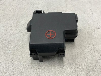 18 19 20 21 Kia Stinger GT2 Positive Terminal Junction Fuse Relay Box 1624 OEM