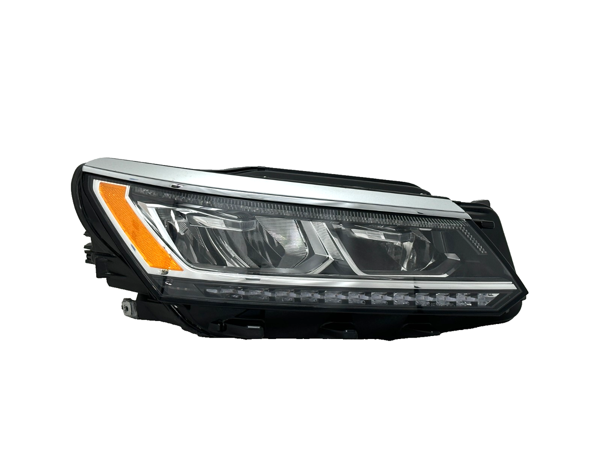 2016-2019 Volkswagen Passat Left Driver Side Halogen Headlight Assembly OEM