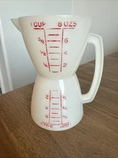 Vintage Tupperware Measuring Cup 860 Hour Glass Double Wet Dry 8 oz 1 cup Retro